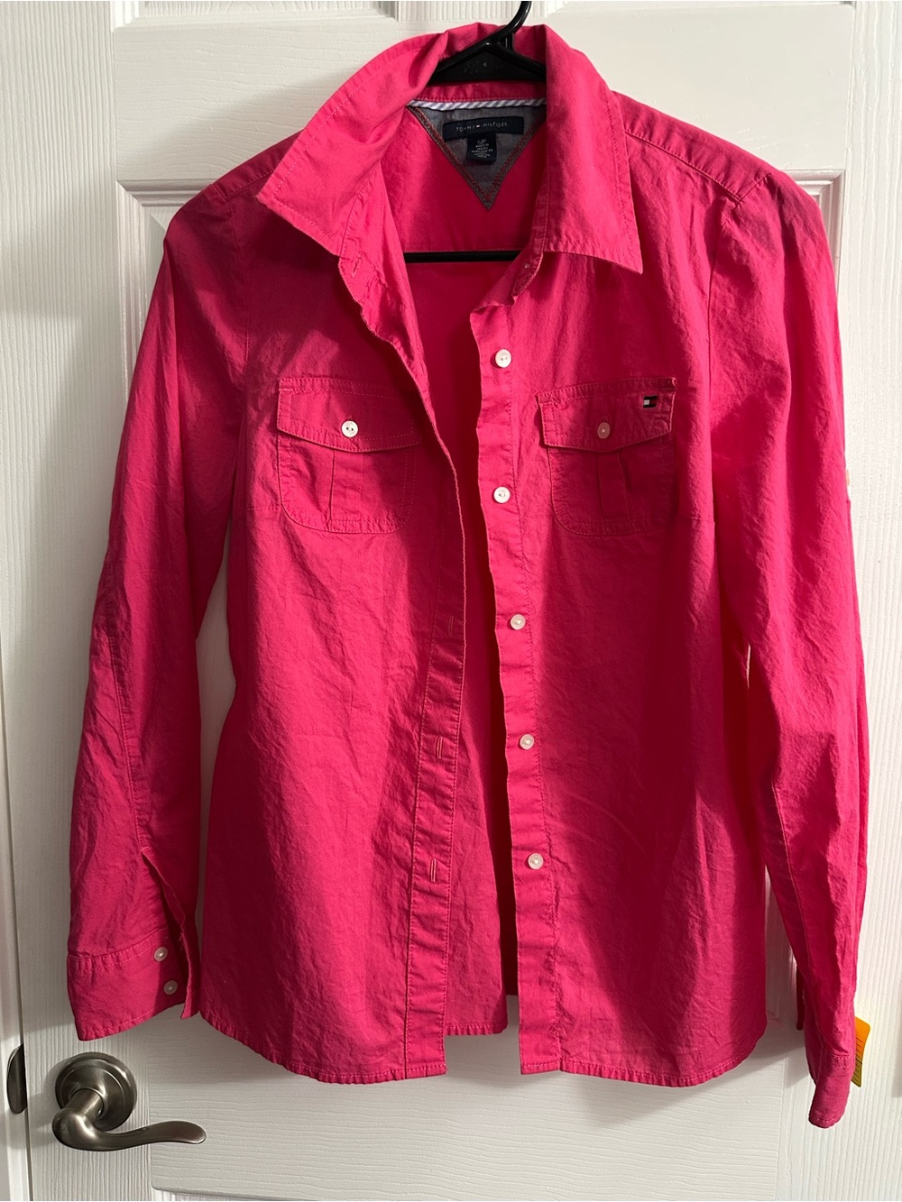 Tommy Hilfiger Women’s S/P Long-Sleeve Button-Up Shirt in Bright Pink